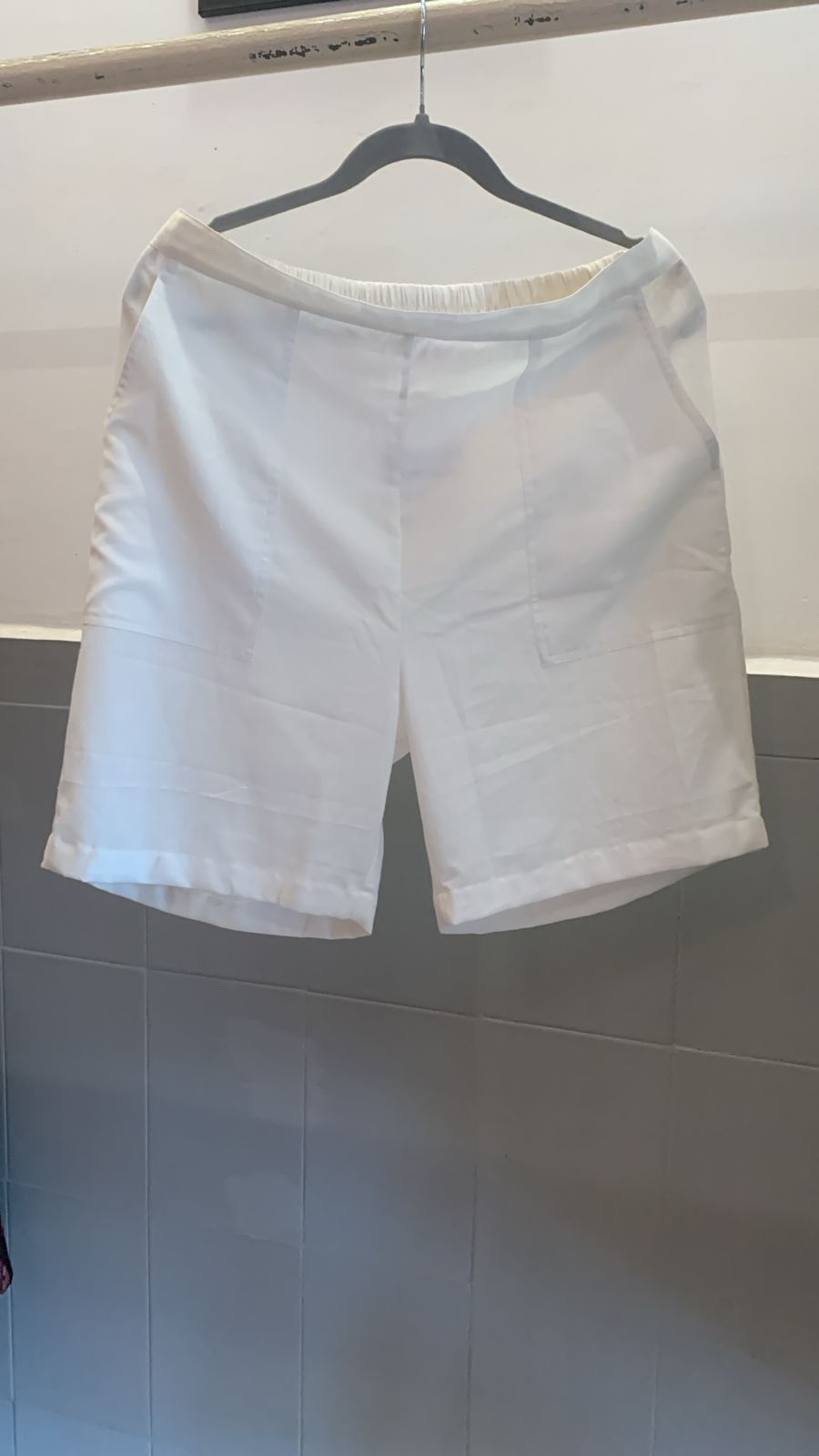 White Patnem Shorts White 302