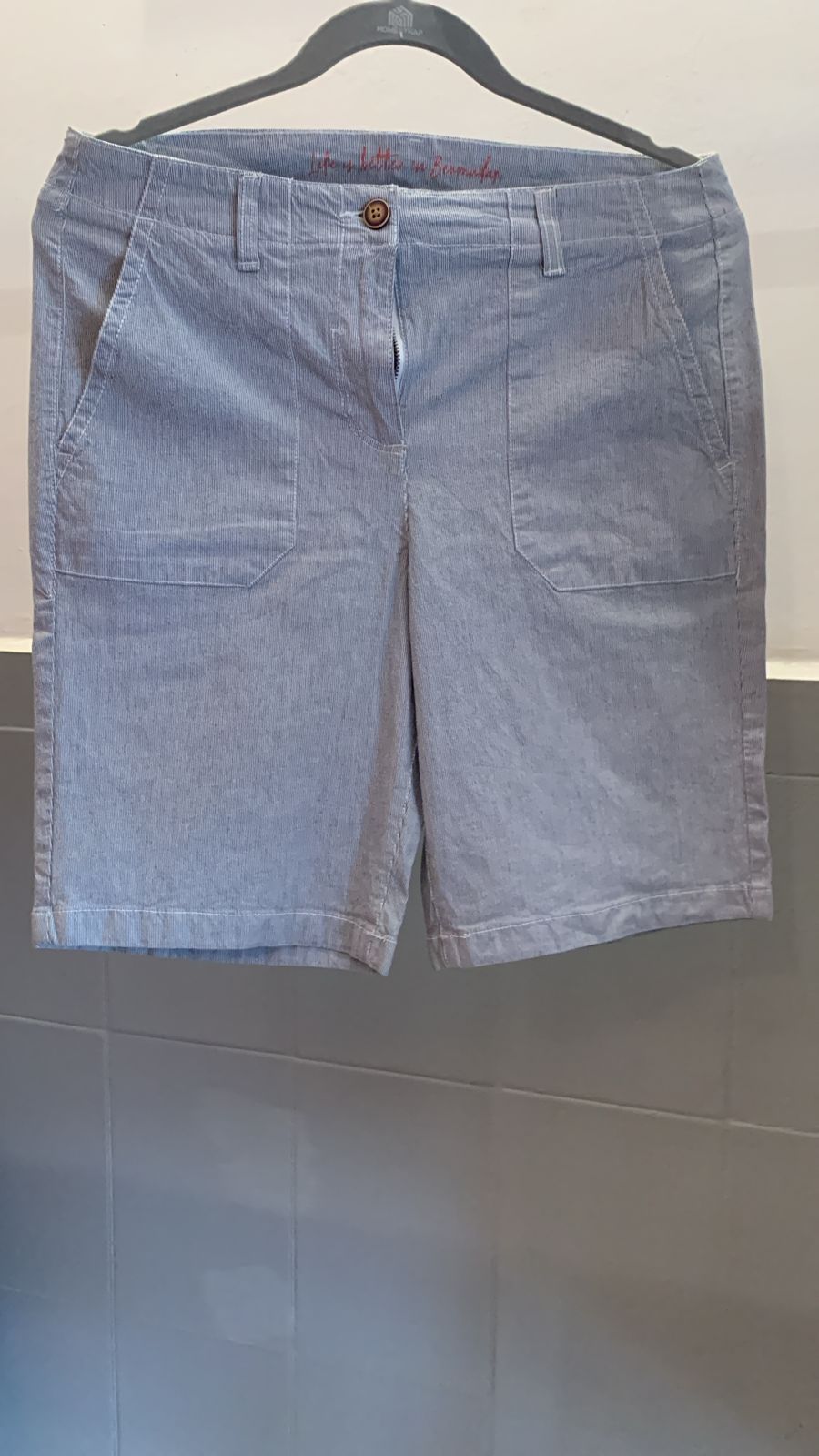 Grey Seaside Shorts 300