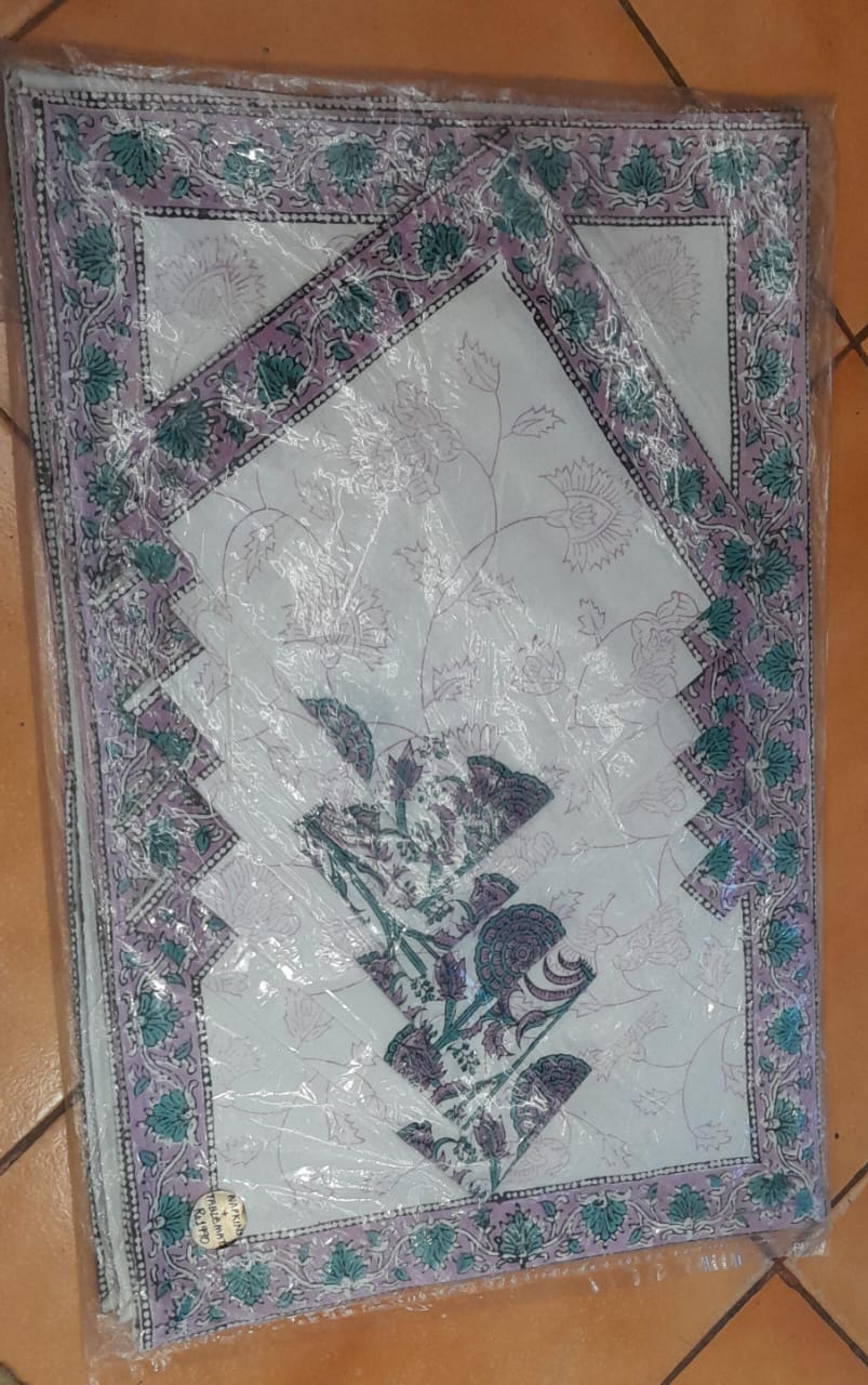 Napkins & Tablemats 3502