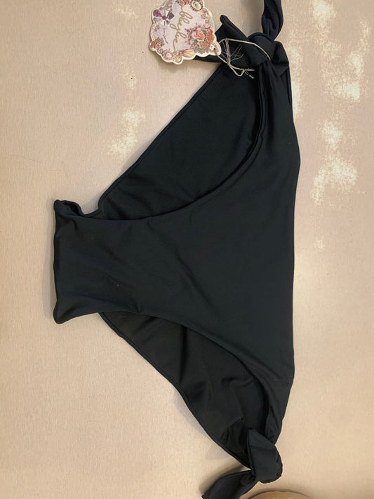 All Black Pant bootetest Christina