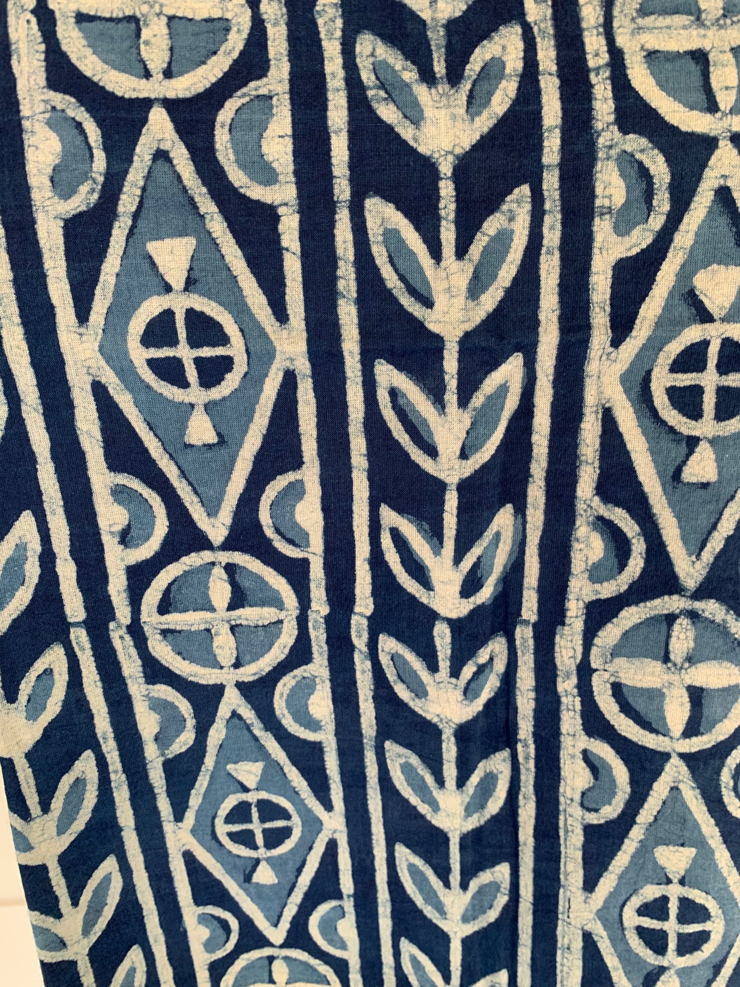 Blue Floral Sleeveless Donna Top