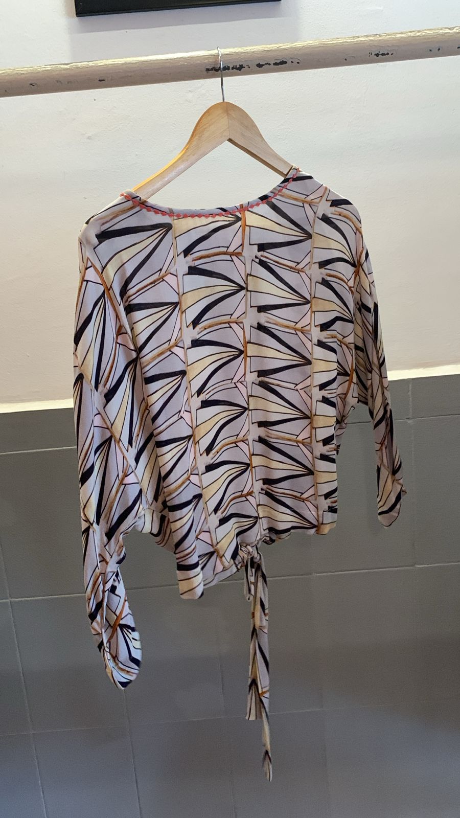 Blank Blouse 864