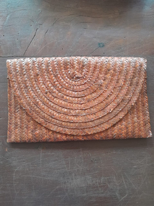 Brown Bali Straw Clutch 3104